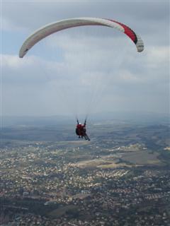 Tandem launching at Millau.