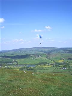 Steve Pym flying at Corndon.