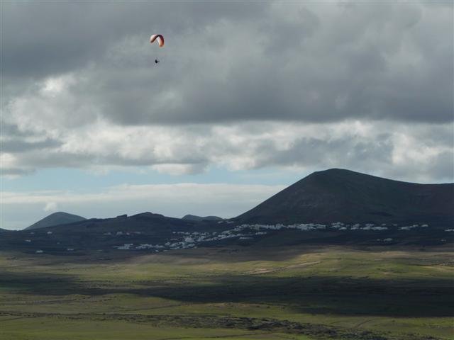 p1070189small.jpg