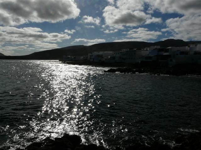 p1070321small.jpg